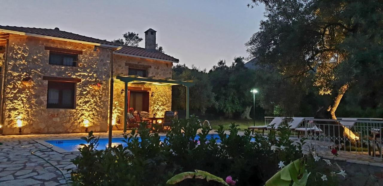Aelia Villa Sivota  Luaran gambar