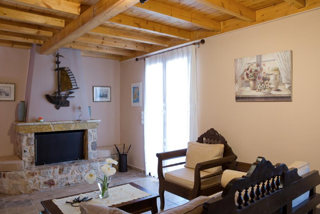 Aelia Villa Sivota  Bilik gambar