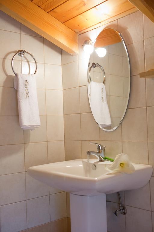 Aelia Villa Sivota  Bilik gambar